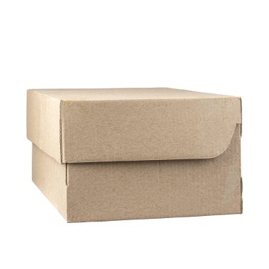 Malların taşınması için karton kutu, beyaz bir arka planda izole edilmiş barkodlu. Taşıma ve dağıtım şirketi için tasarım elemanı. Arkaplan.