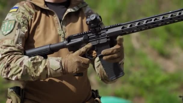 Preparation Shooting Carbine Slow Motion — Stock Video