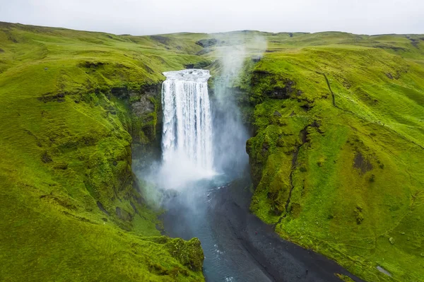 Воздушный Беспилотник Вид Водопад Скогафосс Исландии Один Самых Известных Туристических — стоковое фото