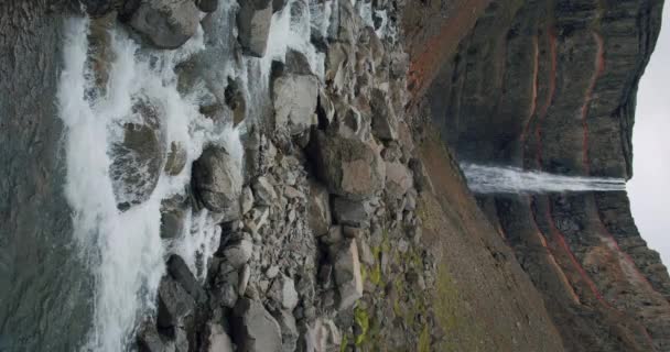 Hengifoss Waterfall Mountain River East Iceland — 비디오