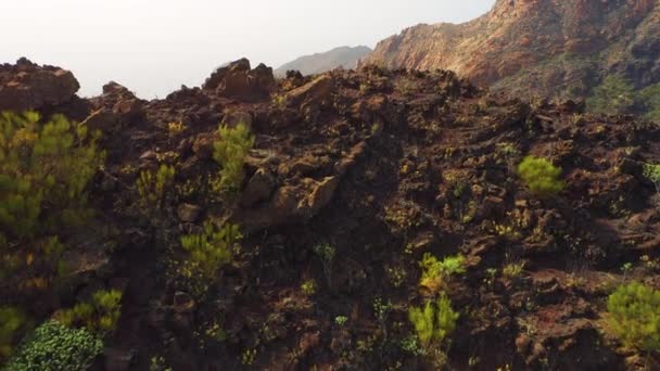 Spektakuler Pemandangan Udara Pemukiman Nyaman Kecil Sisi Gunung Masca Gorge — Stok Video