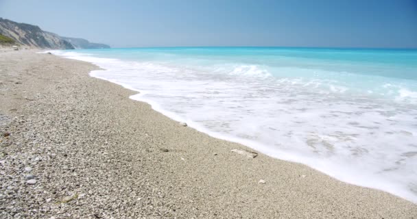 Пляж Катісма Острів Лефкада Греція Прекрасні Хвилі Блакитне Море Концепція — стокове відео
