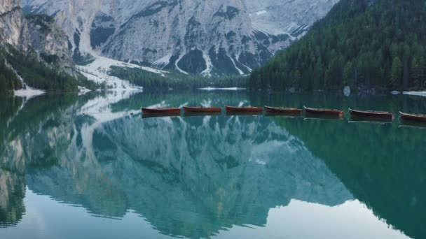 Nejkrásnější Lago Braies Také Znal Pragser Wildsee Dolomité Itálie Létání — Stock video