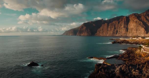 Tenerife Kanarya Adaları Nda Doğal Okyanus Yüzme Havuzu Turistik Ilgi — Stok video