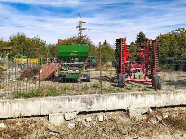 Boekarest Roemenië September 2022 Moderne Landbouwmachines Voor Aanplant Oogst Parkeerterrein — Stockfoto