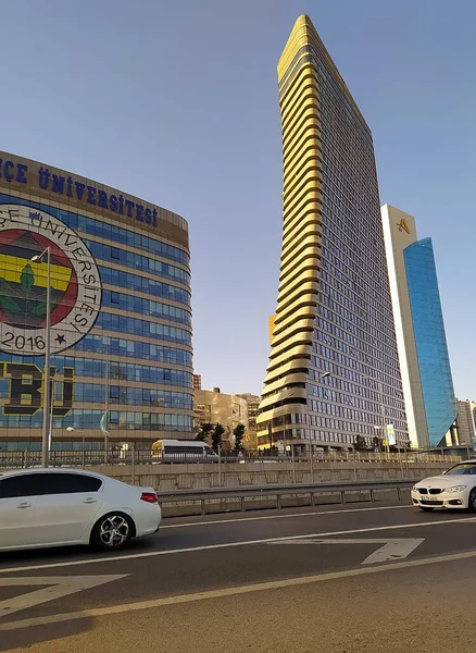 Atasehir Istanbul Turkey 2022 Glass Facade Constitutions 도시에 건물들 페네르바체대 — 스톡 사진