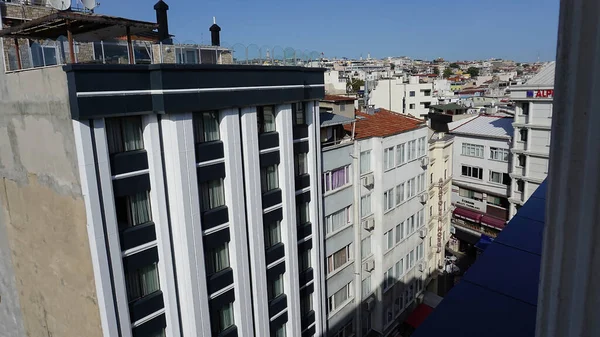 トルコのイスタンブール 2022年9月14日 スルタナヘトの屋根の空中ビュー イスタンブールで最も人気のある観光地です — ストック写真