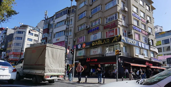 土耳其伊斯坦布尔 2022年9月15日 伊斯坦布尔交通灯 信号停止 — 图库照片
