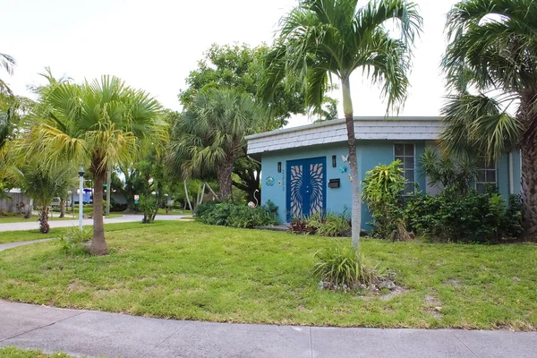 Lauderdale Sea Florida Usa May 2022 Typical Apartment Hotel Beach — Fotografia de Stock