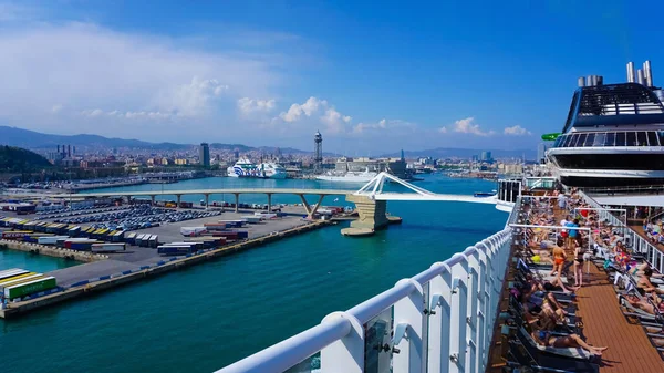 Barcelona Spanje Mei 2023 Het Sudderende Zwembad Het Cruiseschip Msc — Stockfoto