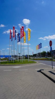 Krakow, Polonya - 21 Mayıs 2023: Ikea mobilya perakende mağazası 21 Mayıs 2023 tarihinde Polonya 'nın Krakow kentinde