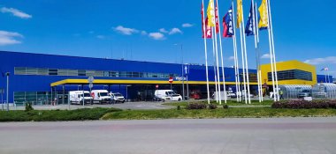 Krakow, Polonya - 21 Mayıs 2023: Ikea mobilya perakende mağazası 21 Mayıs 2023 tarihinde Polonya 'nın Krakow kentinde