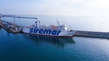 Palermo, İtalya - 26 Mayıs 2023: Pietro Novelli, Sicilya Adası 'nın başkenti Palermo' daki Siremar şirketinin feribot gemisi