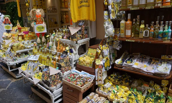 Sorrento Italien Maj 2023 Turistbutiken Som Säljer Citrusbaserade Varor Och — Stockfoto