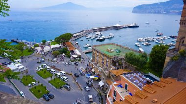 Sorrento 'nun panoramik manzarası, İtalya' daki Amalfi Sahili