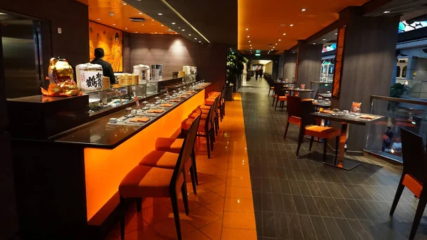 Барселона Испания Мая 2023 Года Интерьер Японского Ресторана Суши Бара — стоковое фото