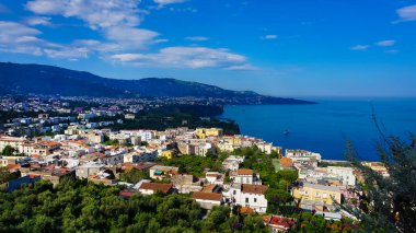 Sorrento 'nun panoramik manzarası, İtalya' daki Amalfi Sahili