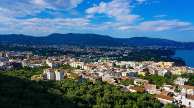 Sorrento 'nun panoramik manzarası, İtalya' daki Amalfi Sahili