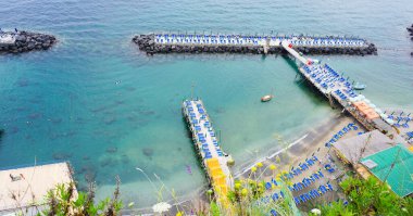 Sorrento 'nun panoramik manzarası, İtalya' daki Amalfi Sahili