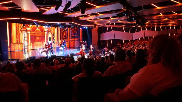 Barcelona Espanha Maio 2023 Espetáculo Teatro Cruzeiro Navio Bordo Navio — Fotografia de Stock