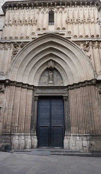바르셀로나 대주교의 양식의 대성당 북쪽에 이보의 바르셀로나 대성당의 — 스톡 사진