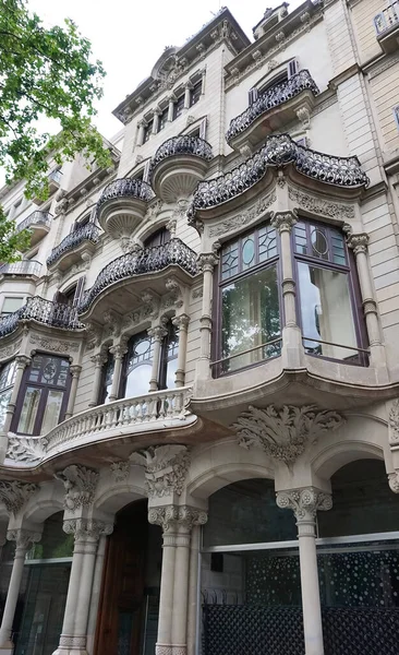 Fasad Gammal Lägenhetsbyggnad Barcelona Katalonien Spanien Europa — Stockfoto