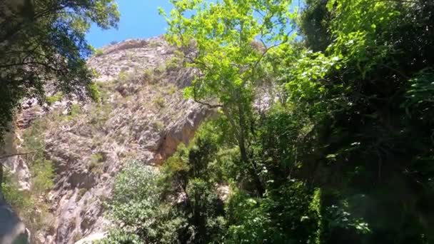 Emberek Lycian Ösvényen Haladnak Harmony Kanyonjában Közel Goynuk Városához Antalya — Stock videók