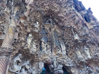 Barselona, İspanya - 11 Ekim 2019: Sagrada Familia 'nın İspanya' daki cephesi