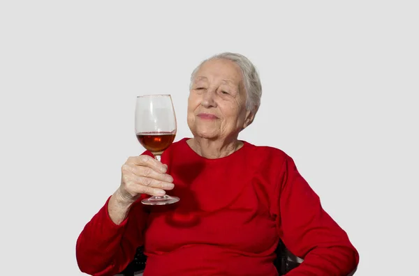 Foto Una Anciana Bebiendo Alcohol Vino Casa —  Fotos de Stock