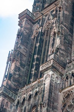 Leydi 'mizin Katedrali ya da Katedrali Notre-Dame de Strasbourg, Strasbourg Katedrali, Strasbourg, Fransa. Roma Katolik Katedrali 1176-1439 yılları arasında Roma 'da inşa edilmiştir..