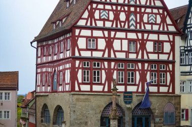 Rothenburg ob der Tauber, Almanya - 20 Ekim 2023: Rothenburg ob der Tauber 'deki eski tarihi binalar - Almanya' daki eski güçlendirilmiş şehir.