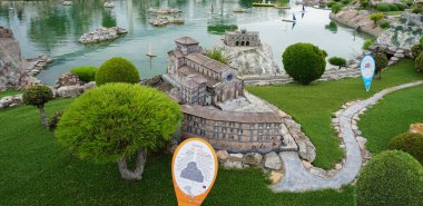 Viserba, İtalya - 25 Haziran 2024: İtalya 'daki Minyatür veya İtalya' daki Tema Parkı 'nda Rimini, İtalya' daki Miniatura 'da - Küçük ölçekli ünlü çekimlerin üretimi