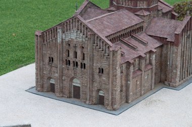 Viserba, İtalya - 25 Haziran 2024: İtalya 'nın Rimini kentindeki İtalya' nın Miniatura kentindeki Tema Parkı 'ndaki Pavia, küçük ölçekli ünlü çekimlerin üretimi