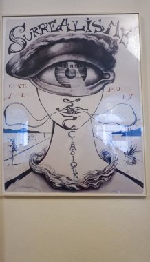 Figueres, İspanya - 20 Eylül 2024: Dali Müzesi 'nin detayları 28 Eylül 1974' te açıldı ve Salvador Dali 'nin Figueras, Katalunya, İspanya' daki en büyük çalışma koleksiyonuna ev sahipliği yaptı.