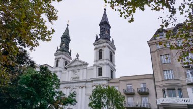 Avrupa Macaristan Budapeşte. Varsayımın Hanımefendisi Macar Ortodoks Katedrali. Bu inanılmaz kilise Tuna nehrinin hemen yanında..