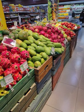 Endonezya, Bali - 21 Ocak 2024: Pepito Express, Bali Endonezya 'da bulunan bir market zinciri..