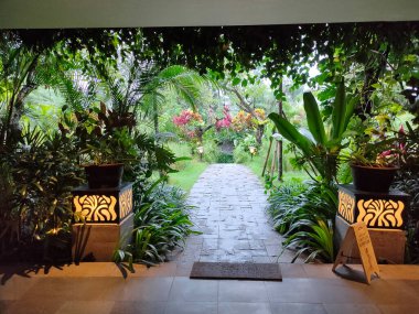 Ubud, Bali, Endonezya - 14 Temmuz 2024: Bali 'deki Adiwana Suweta Ubud Bali tatil beldesi.