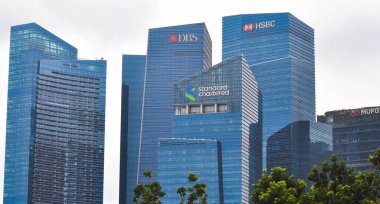 Singapur - 20 Ocak 2024: DBS Bank ofis binası. Singapur 'daki üç büyük bankadan biri..