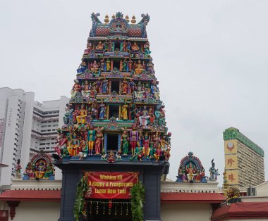 Singapur - 20 Ocak 2025: Singapur 'daki Sri Mariamman tapınağının detayları