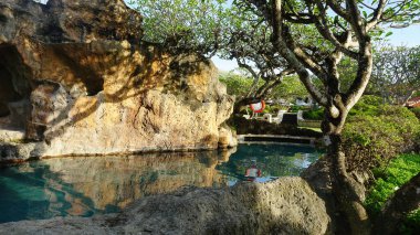 Nusa Dua, Bali, Endonezya - 18 Ocak 2025: Endonezya 'da Bali, Nusa Dua' daki Grand Hyatt Bali tatil beldesinde lüks villa.