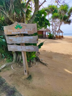 Nusa Dua, Bali, Endonezya - 19 Ocak 2025: The Grand Bali Beach Club - Nusa Dua, Bali, Endonezya 'daki kafe ve restoran