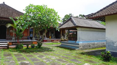 Geleneksel Balili ev ya da tapınak tasarımı