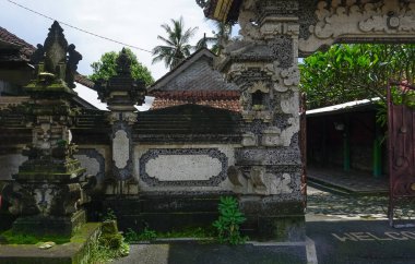 Geleneksel Balili ev ya da tapınak tasarımı