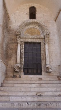 Saint Nicolas Bazilikası, Bari Apulia Puglia İtalya 'da San Nicola de Bari olarak da bilinir.
