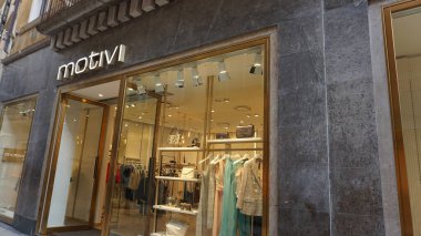 Verona, İtalya - 12 Mayıs 2025 Motivi logosu İtalya 'da uygun fiyatlı moda markasıdır.