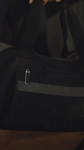 Vertical Screen Closeup Female Athlete Carrying Sports Bag Ready Change — Vídeo de Stock