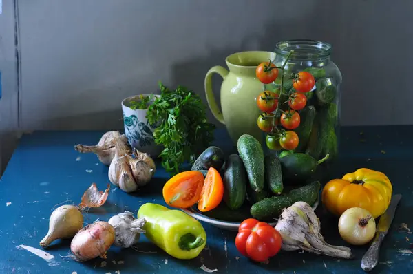 Νεκρή Φύση Φρέσκα Λαχανικά Και Λάδι Βιολογικά Και Φυσικά Τρόφιμα — Φωτογραφία Αρχείου