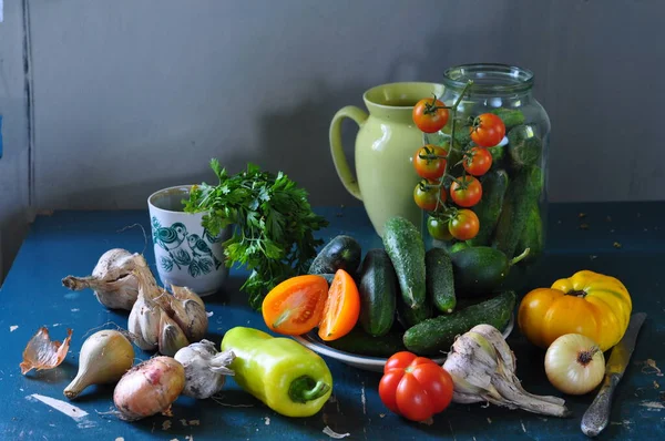 Legumes Frescos Ervas Fundo Madeira — Fotografia de Stock