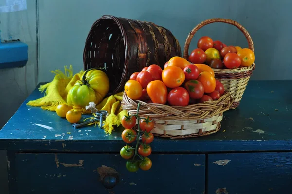 Frutas Frescas Mesa Madeira — Fotografia de Stock