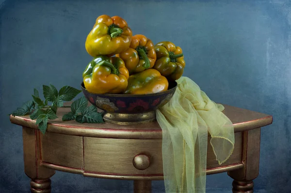 Still Life Yellow Pepper Wooden Stand — Stock Photo, Image